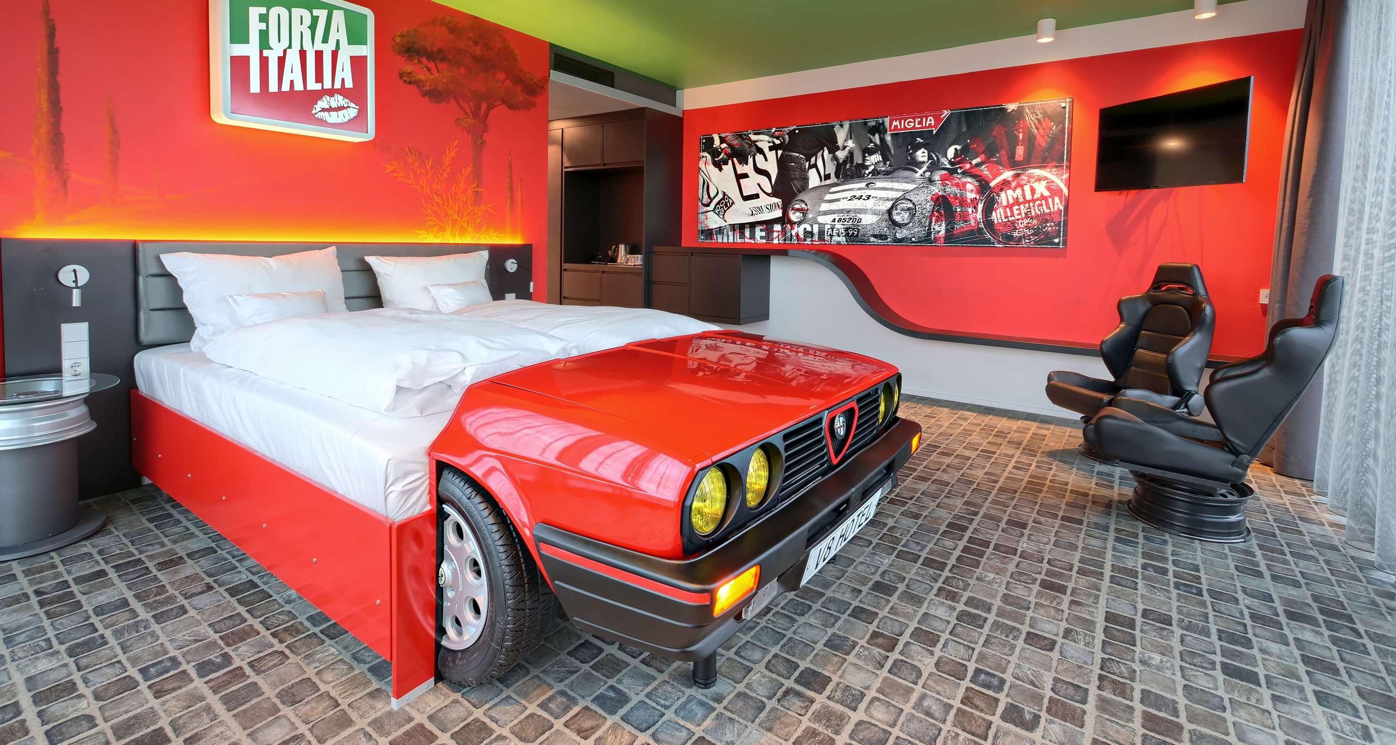 V8 Hotel Motorworld Region Stuttgart Böblingen Dış mekan fotoğraf