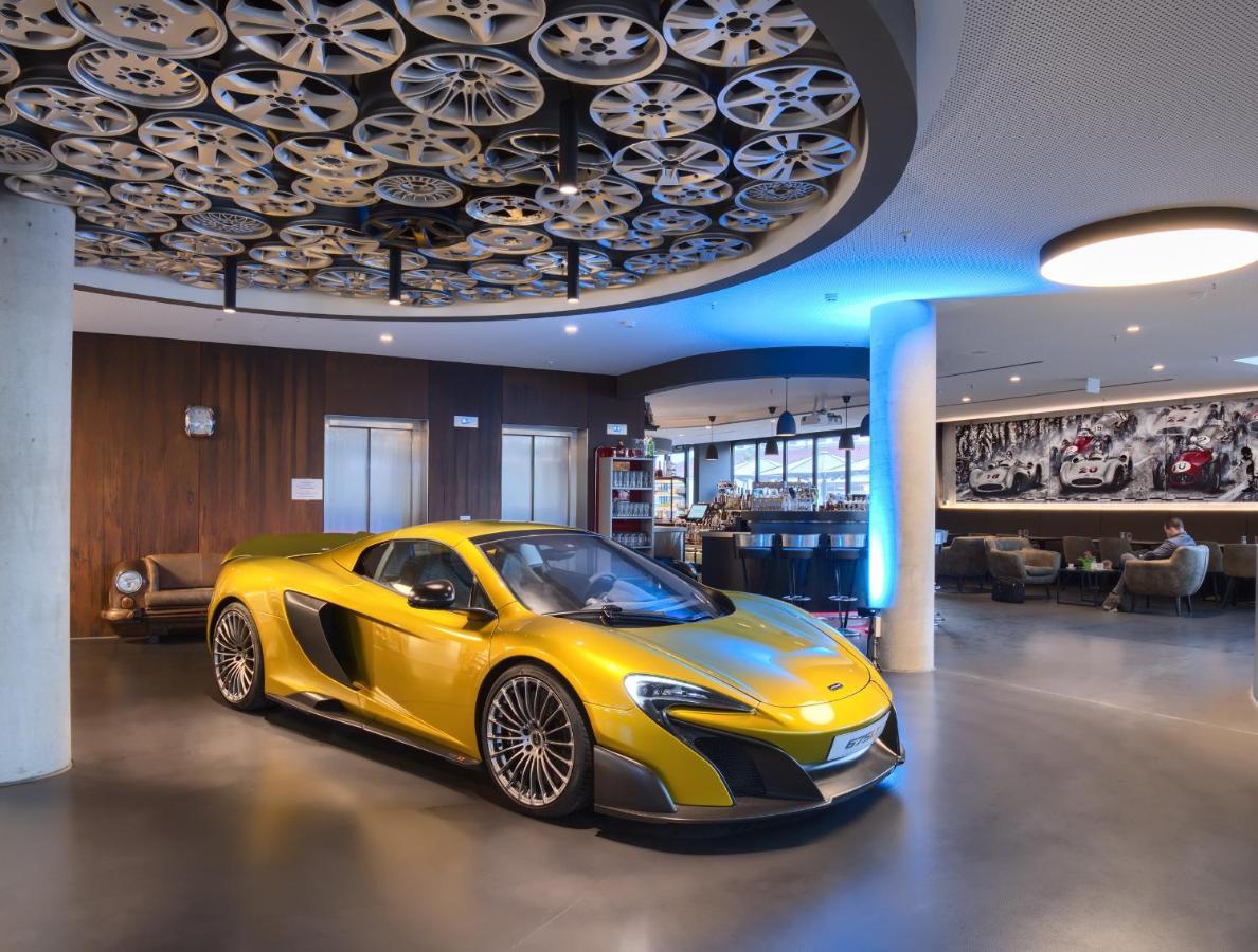 V8 Hotel Motorworld Region Stuttgart Böblingen Dış mekan fotoğraf